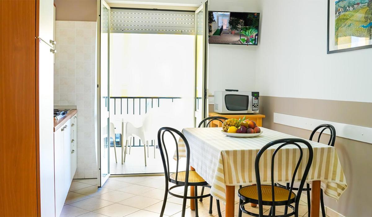 Residence Riviera Alba Adriatica Ngoại thất bức ảnh